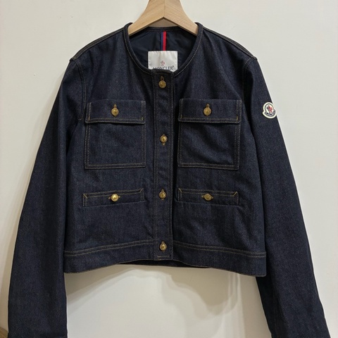 Moncler 牛仔外套 拼接尼龍 25年款式