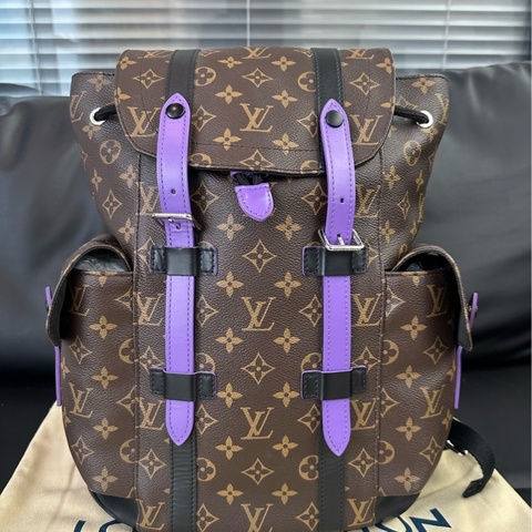 LV CHRISTOPHER 經典棕老花拼紫色配皮 雙肩包