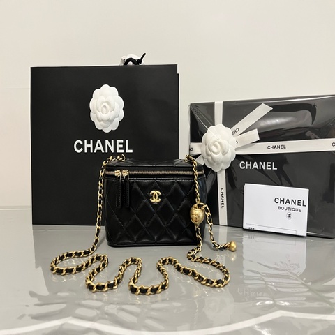 CHANEL 香奈兒-黑金菱格金球調節扣方長盒／化妝盒