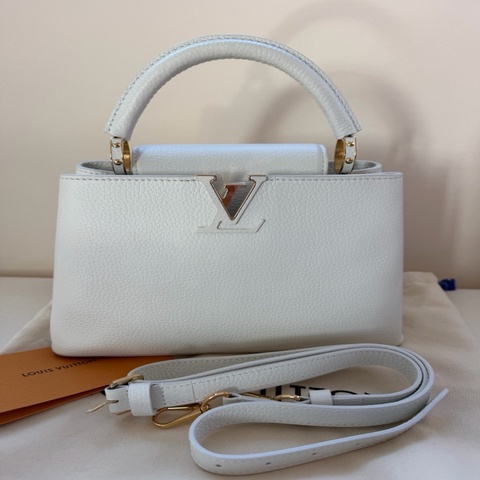 路易威登/Louis Vuitton Capucines bb貨號 M55832    Taurillon 皮革 27 x 18 x 9  大全套
