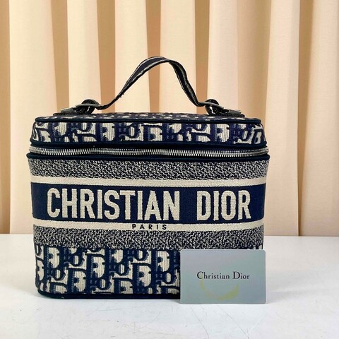 Dior 刺綉老花Travel Vanity化妝包