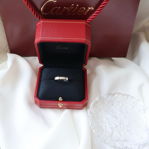 Cartier卡地亞18k白金love窄版戒指，尺碼59號