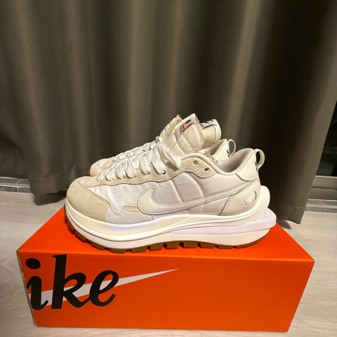 Nike x Sacai VaporWaffle 奶油白