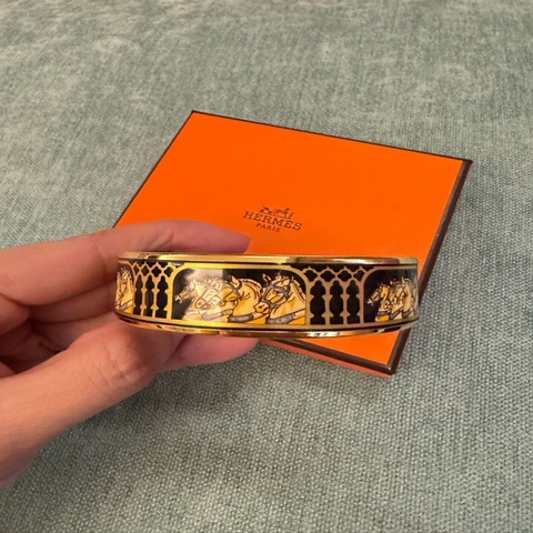 愛馬仕手環（這品相我最便宜）