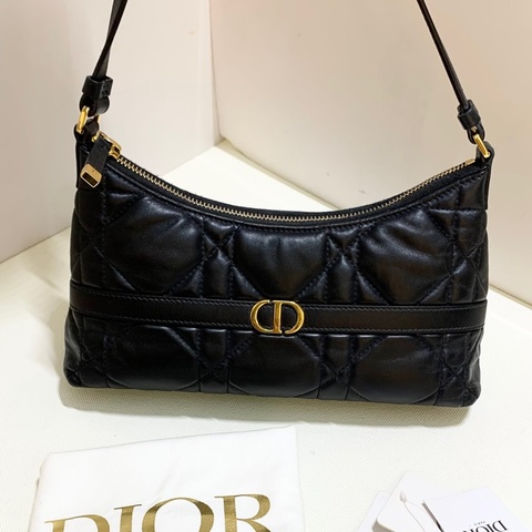 Dior 迪奧 Miss Caro 羊皮水餃包 黑色