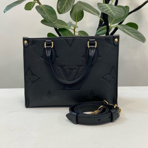 LV onthego 黑色全皮壓紋小號