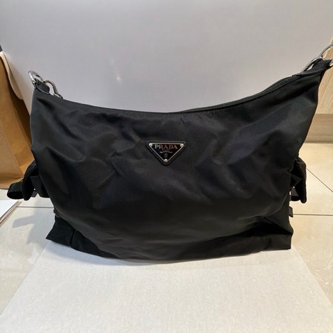 Prada Explore Re-Nylon 及皮革袋 2VH2042DW3F0002