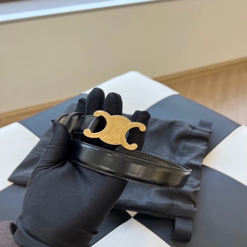 CELINE TRIOMPH TAURILLON皮革和小牛皮 皮帶 女款 黑色 寬2.5cm 尺寸80