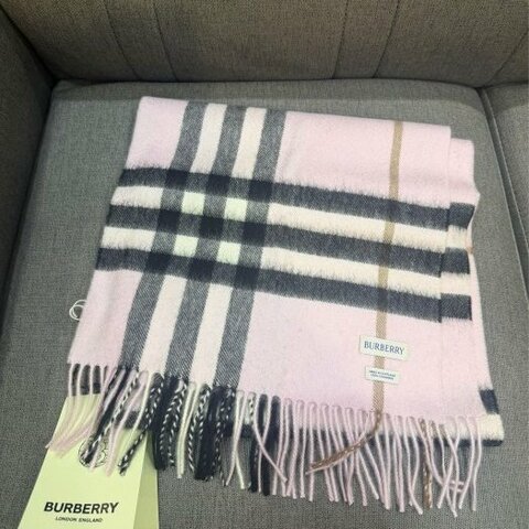 💎Han's house精品服飾💎 Burberry 圍巾 格紋 羊毛 雙面 羊絨 中性 168X30 蘇格蘭制