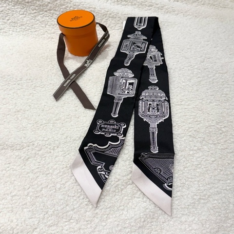 愛馬仕HERMES 燈飾黑白twilly 絲巾/Merveilleuses Lanternes Twilly