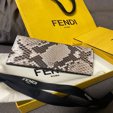 Fendi 真蛇皮 長夾 （絕版品）