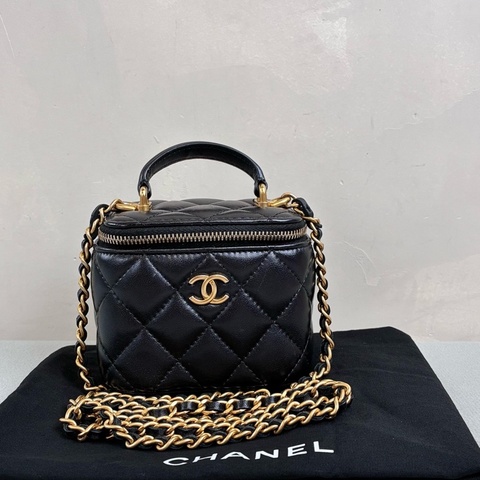 Chanel/香奈兒 98新 黑金手柄迷你小盒子包 羊皮材質 化妝盒 經典菱格紋