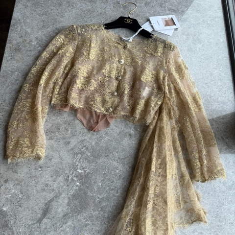 Chanel20A金色蕾丝飘带上衣fr40~~