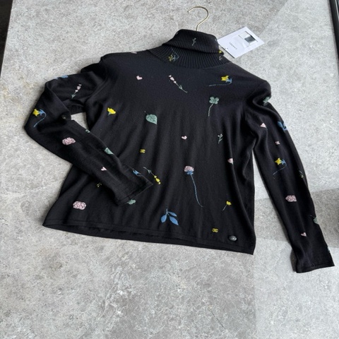 Chanel18B黑色碎花针织上衣fr38~~