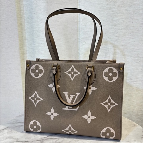 LV OnTheGo MM 斑鳩灰M45495
