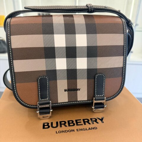 *SHIHNA名牌精品* BURBERRY 格紋郵差包