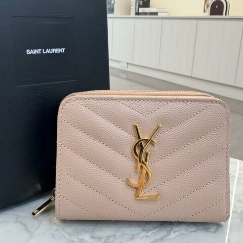 *SHIHNA名牌精品* YSL 粉色魚子醬壓紋短夾