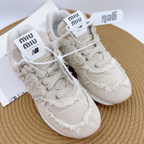 99新/miumiu繆繆/尺碼39碼/新百倫聯名574時尚運動鞋