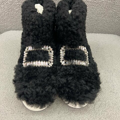 Roger Vivier 羊羔毛短靴 黑色 羊羔毛 水晶扣 38碼
