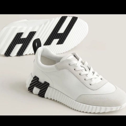 熊貓波鞋球鞋bouncing sneakers