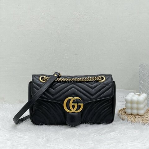 GUCCI Marmont 小號肩背包