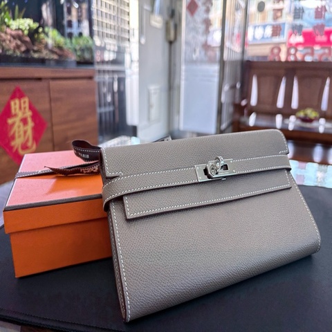 Kelly Classique Wallet（凱莉經典長夾）