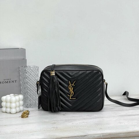 YSL LOULOU 山形紋相機包