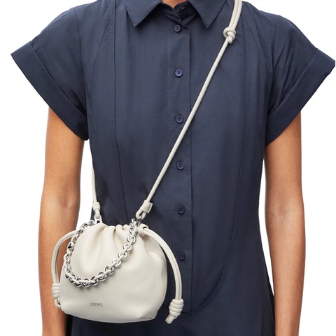 ▪️現貨近全新▪️LOEWE Flamenco purse Mini sea salt
