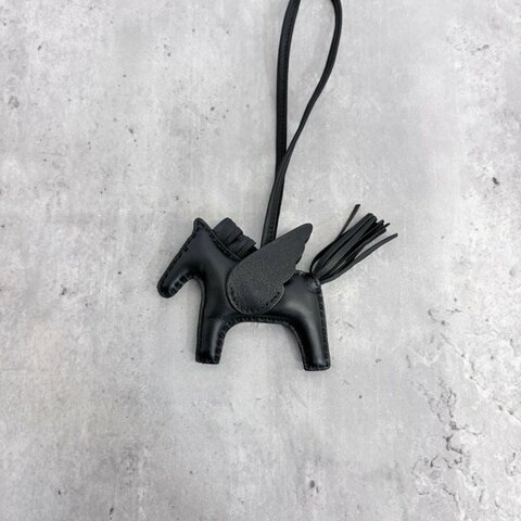 Hermes 黑色飛馬 U刻