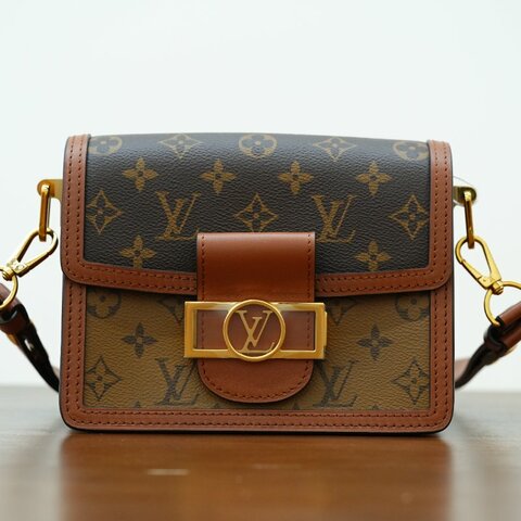 LOUIS VUITTON Micro Dauphine M82749 Monogram 反轉老花迷你斜揹袋｜閒置A級成色