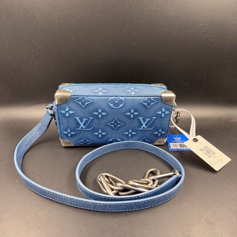 LV路易威登 Soft Trunk 藍色浮雕鏈條包