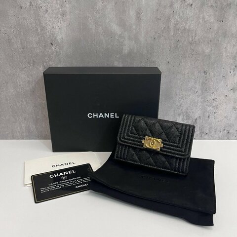 Chanel Boy 三摺短夾 黑金荔枝牛