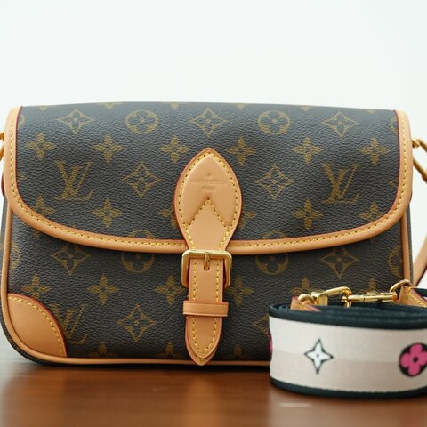 LOUIS VUITTON Diane Monogram 老花復古斜揹袋｜閒置A級成色