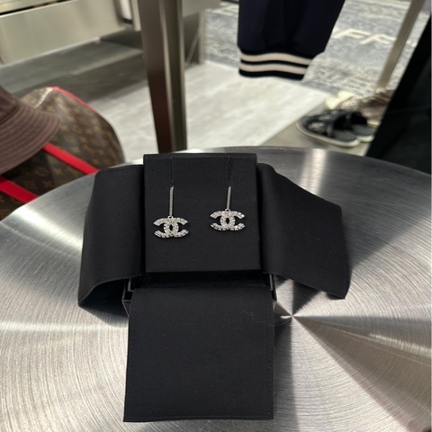Chanel 水鑽耳釘 ｜Classic Trend CT精品｜台北東區實體