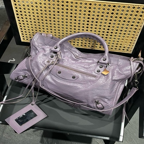 Balenciaga 巴黎世家 香芋紫中號機車包單肩包斜挎包手提包