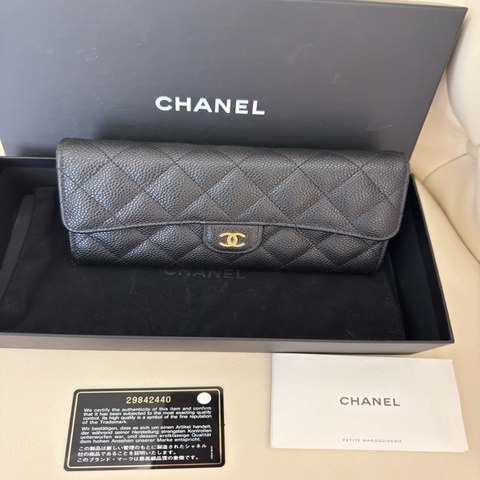 二手真品CHANEL黑色荔枝皮金釦coco翻蓋長夾AP0241