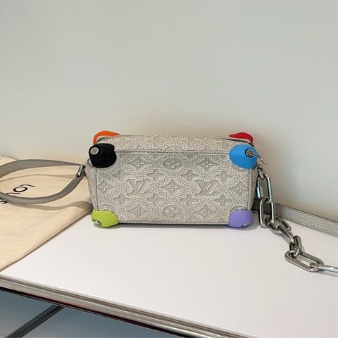 LV路易威登 攀岩系列限量款softtrunk盒子包
