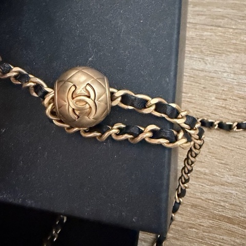 Chanel Vanity case羊皮 金球