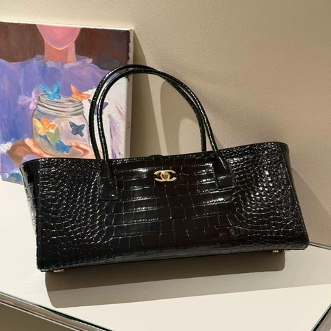 Chanel香奈兒26K鰐魚壓紋托特包