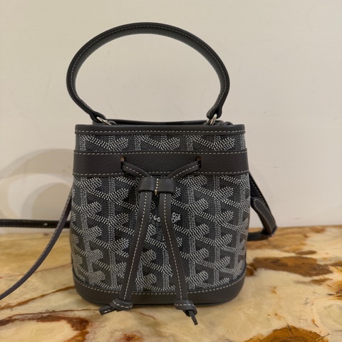 Goyard 灰PVC灰牛皮手提斜背mini水桶包