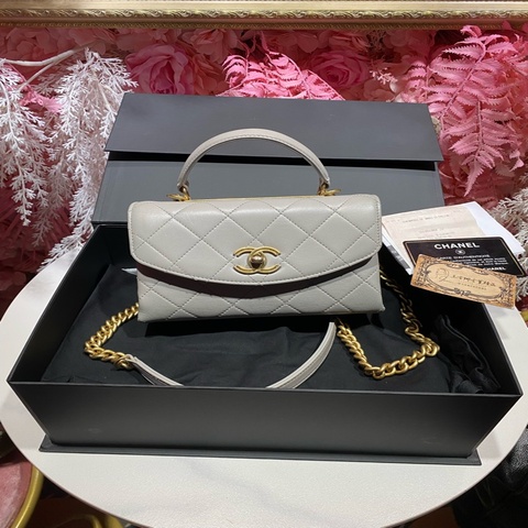 Chanel 灰金鏤空 斜背包