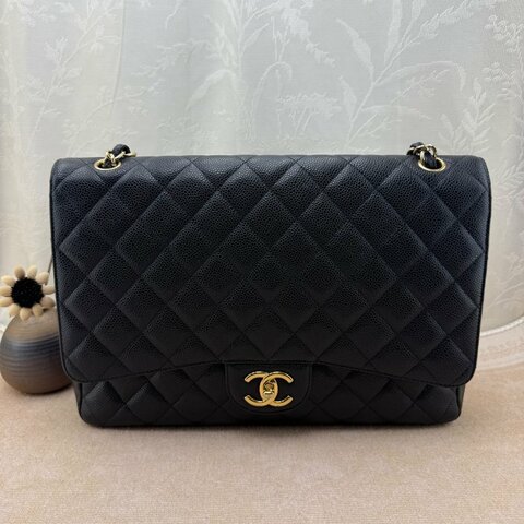 正品 Chanel 黑色魚子醬菱格 Classic Flap Jumbo 淺金五金口蓋鏈條包