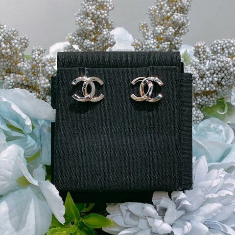 TW5041 Chanel 香奈兒 經典cc耳環 銀色 1.2cm Classic CC Logo Earrings PHW