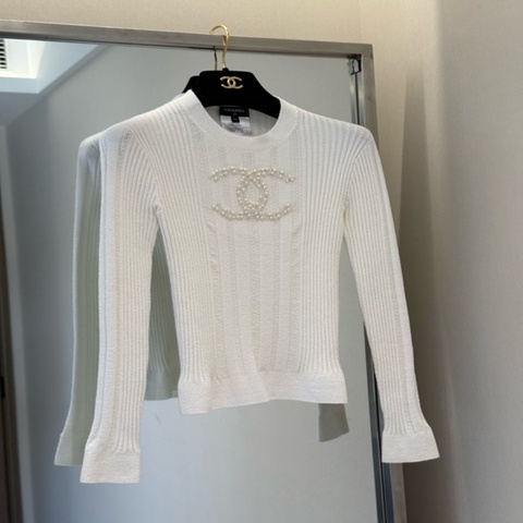 Chanel22B白色珍珠双C打底上衣fr34~~