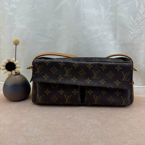 LV Monogram Viva Cite 雙袋郵差手提包