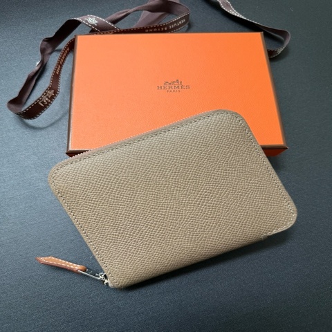 Hermes Silk in 大象灰  Etoupe Epsom皮 短夾 錢包