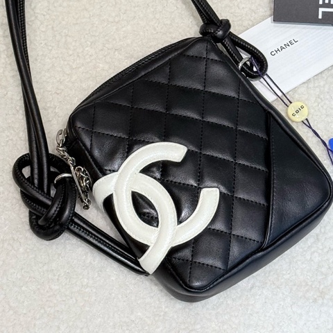 CHANEL香奈兒康鵬黑白斜挎包