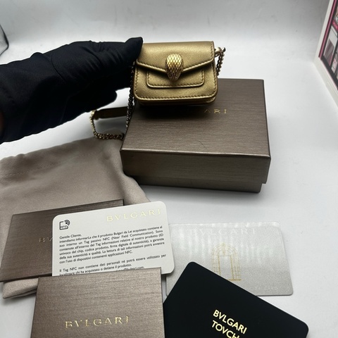 Bvlgari寶格麗蛇頭mini包 （能裝下耳機大小） 金色