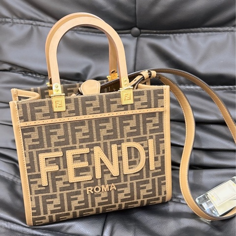 Fendi 芬迪sunshine 棕色 FF 老花小號