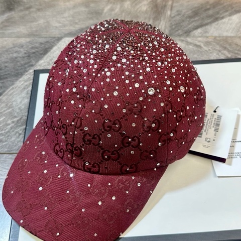 全新 Gucci 古馳 新款logo滿印滿鑽 棒球帽 鴨舌帽 拼小羊皮調節扣 超級閃亮 時尚好看